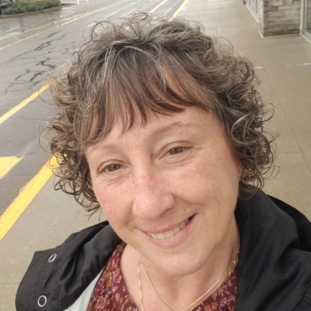 Meet your Posher, Pamela